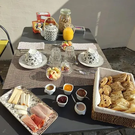 D'hotes La Storya 住宿加早餐酒店