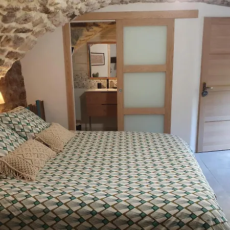 Bed & Breakfast D'hotes La Storya Meyras
