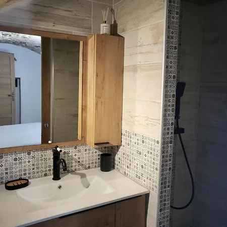 فندق مبيت وإفطار D'hotes La Storya