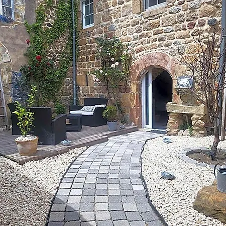 D'hôtes La Storya 3*